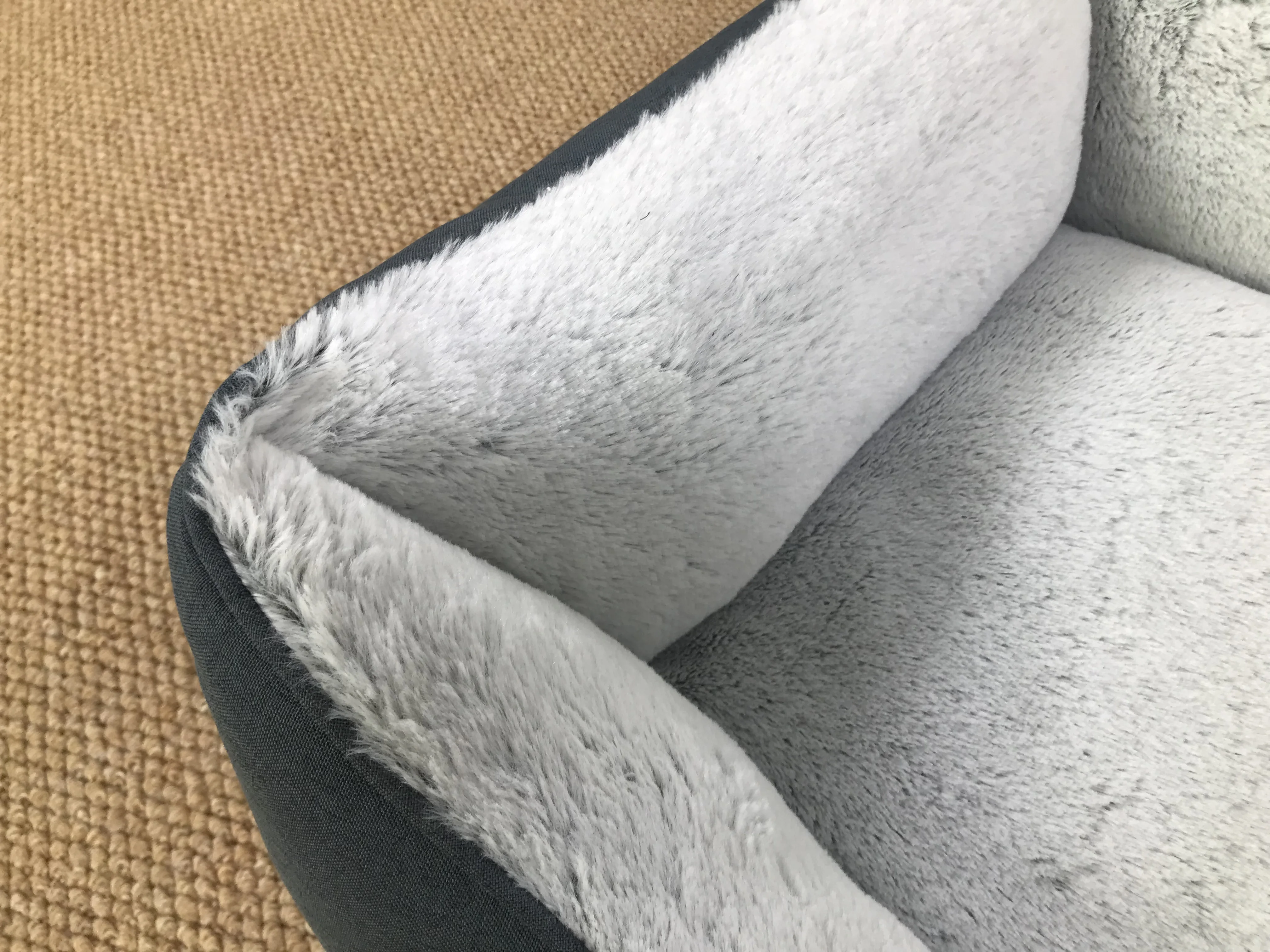 Factory Wholesale Warm Plush Pet Cushion Soft Dogs And Cats smart Pet Bed