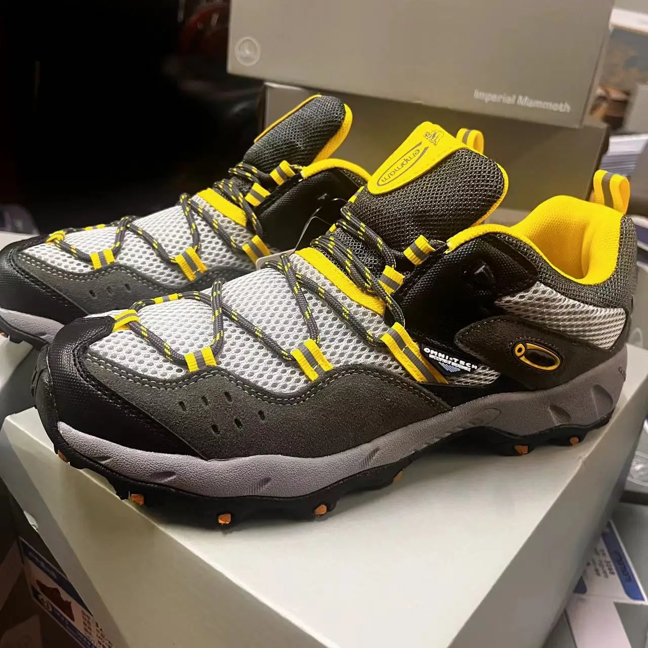 customize  wholesale top quality casual shoes for men cow suede leather man hiking boot jogging waterproof low prices