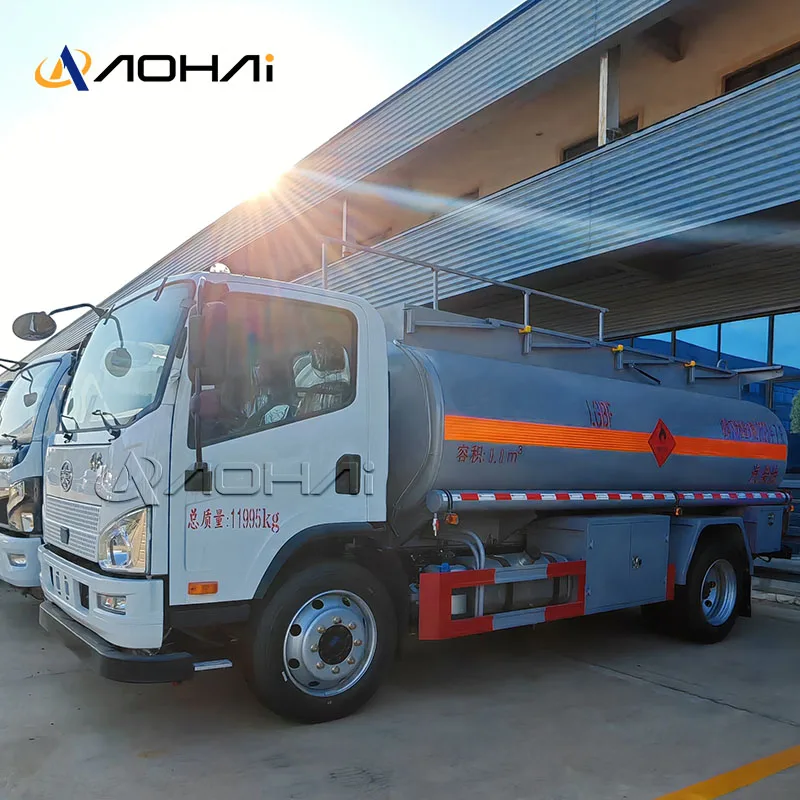 FAW Oil Tanker Truck 4X2 20000 Liters Diesel Tanker Truck With Fuel Dispenser  For Sale