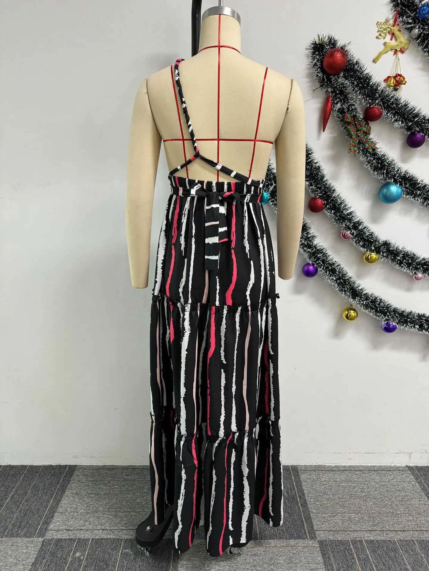 Women Camisole Oversized Dresses Summer Casual Maxi Dresses Strap Pocket Loose Backless Big Swing Striped Long Dresses