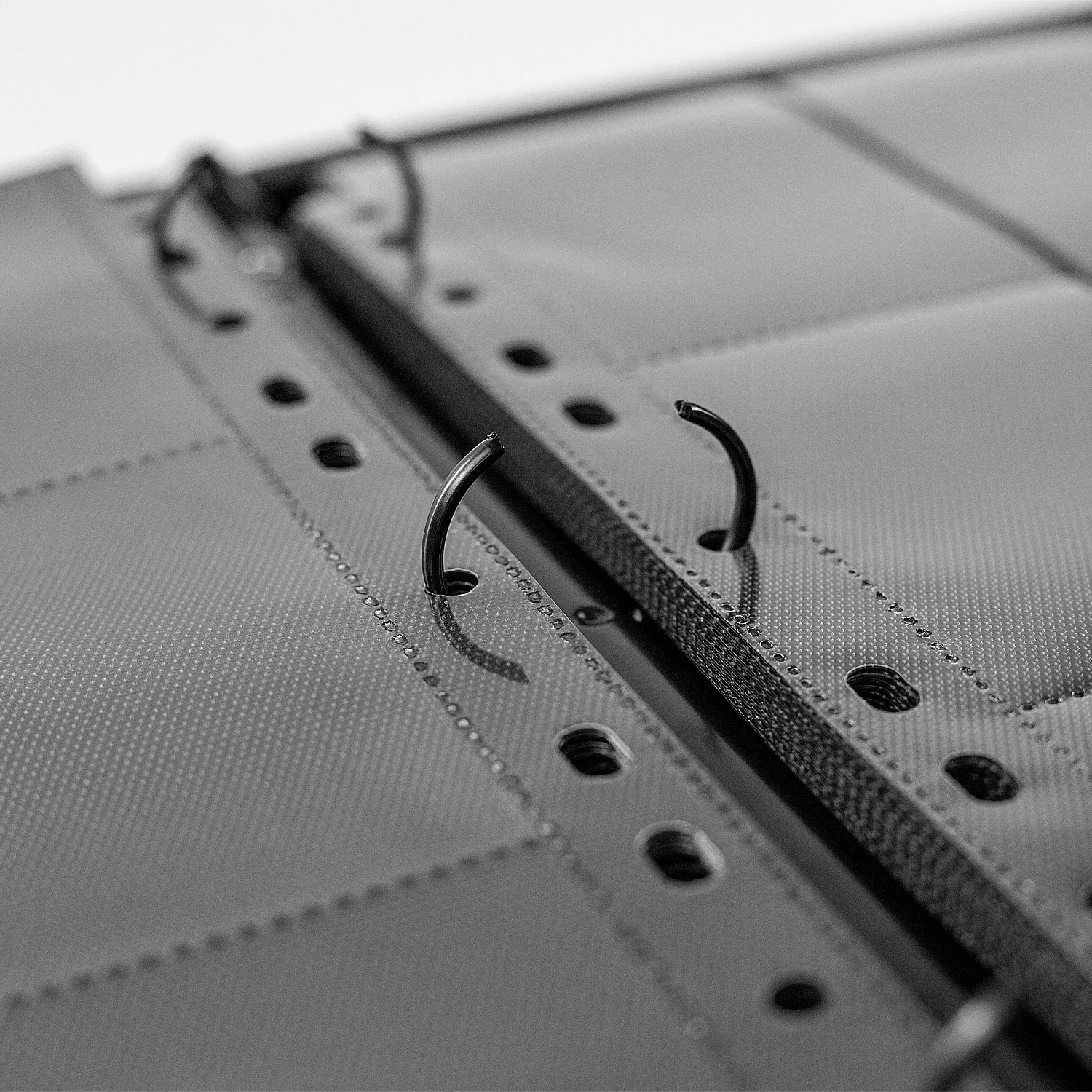 Customized Black PP Inner Page 11 Holes Fit 3 Ring Binder Trading Card Sleeve Pages 12 Pocket Game Cards Collector Photo Album