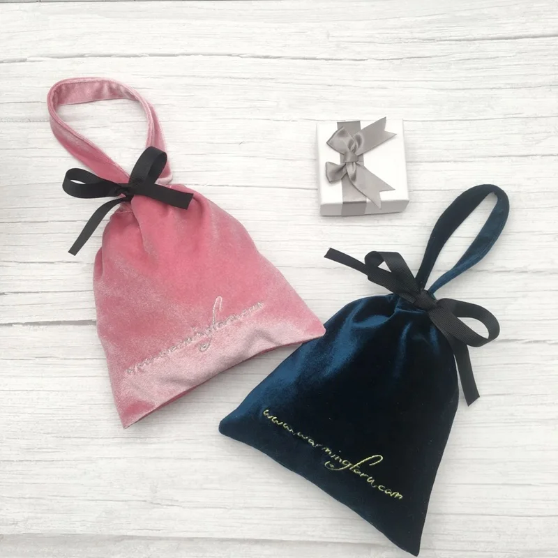 Velvet storage bag travel underwear cosmetic bag with hand drawstring drawstring pocket