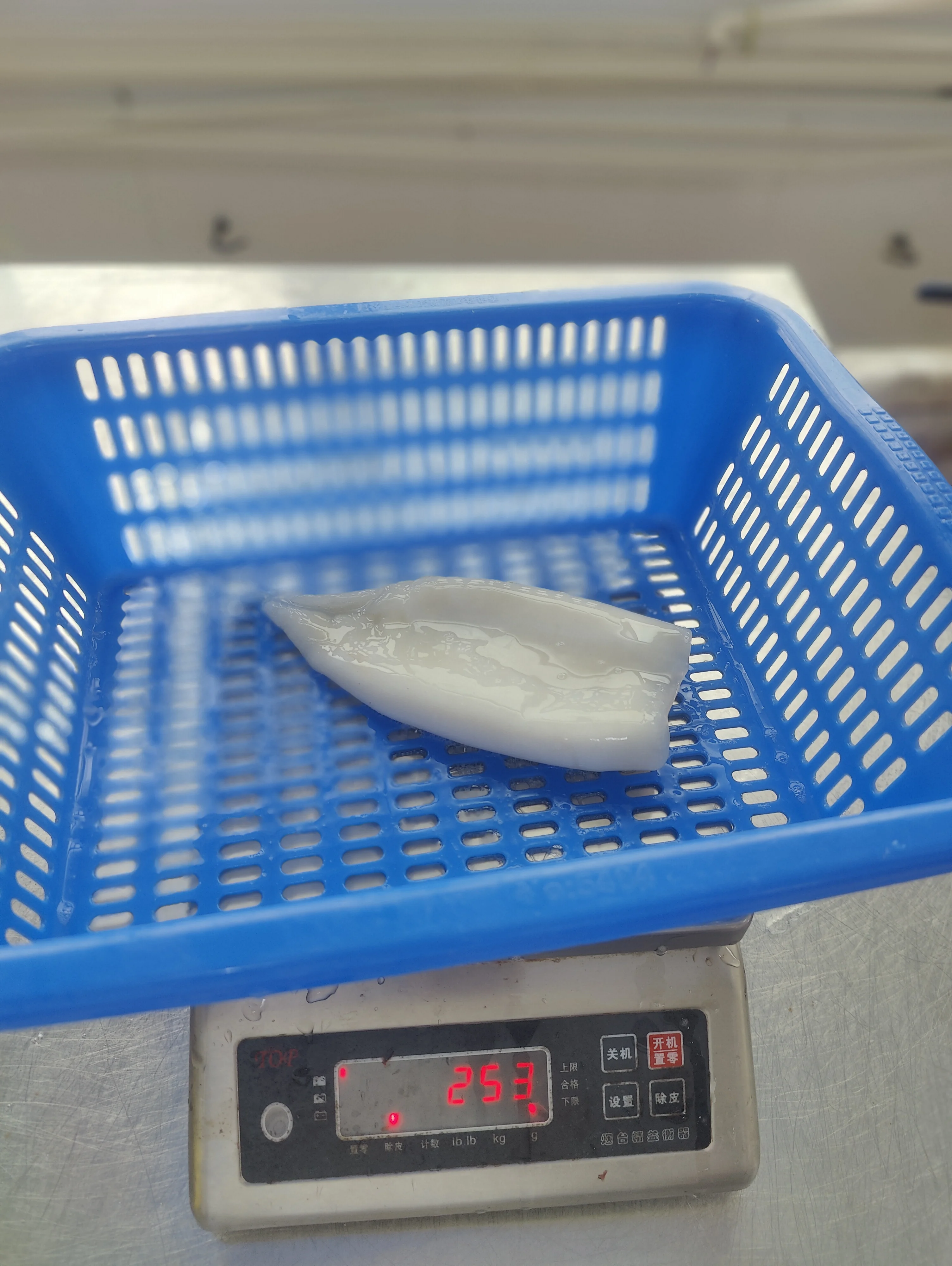 Calamari Wholesale Cheap Price Peru Giant Frozen Squid Tubes U5 U7