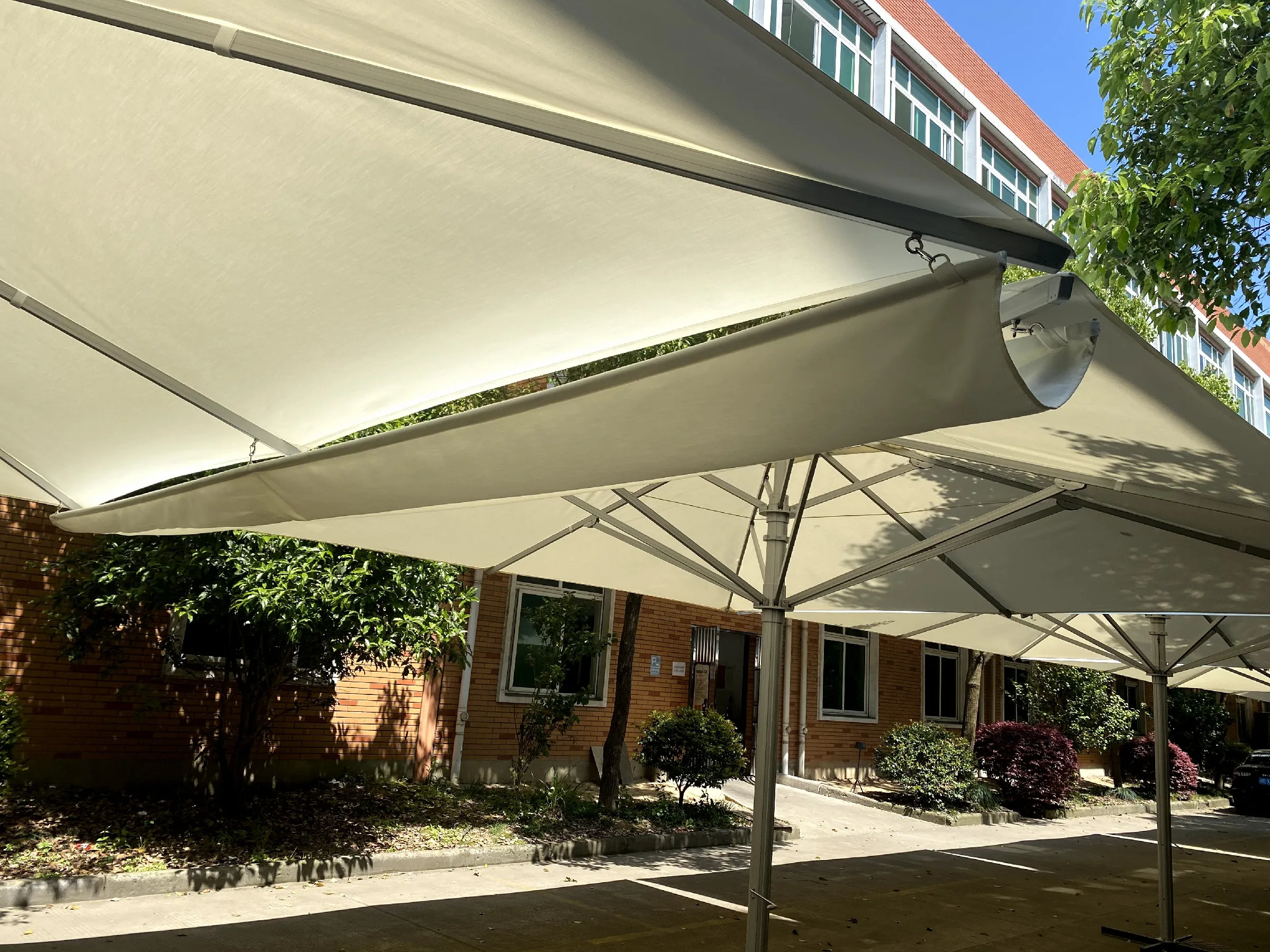 YEEZE 5x5M Big Square Aluminium center pole for Commercial umbrella outdoor
