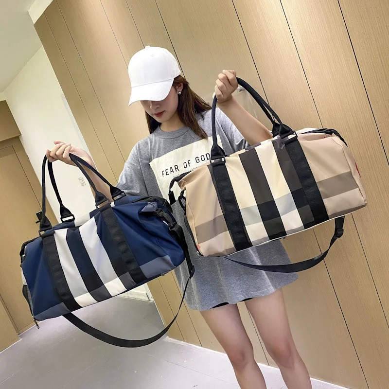 High Quality Large Travel Colorful Luxury Fashion Plaid Pattern Waterproof Unisex Sports Bolsa De Yoga Nylon Custom Logo Gym Bag