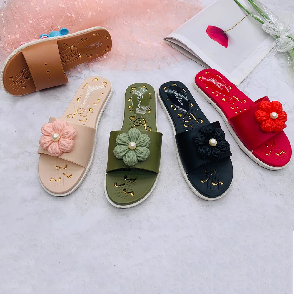 Factory Price Wholesale Slipper Chinese Plastic Flat Sandals Slide Slipper For Ladies