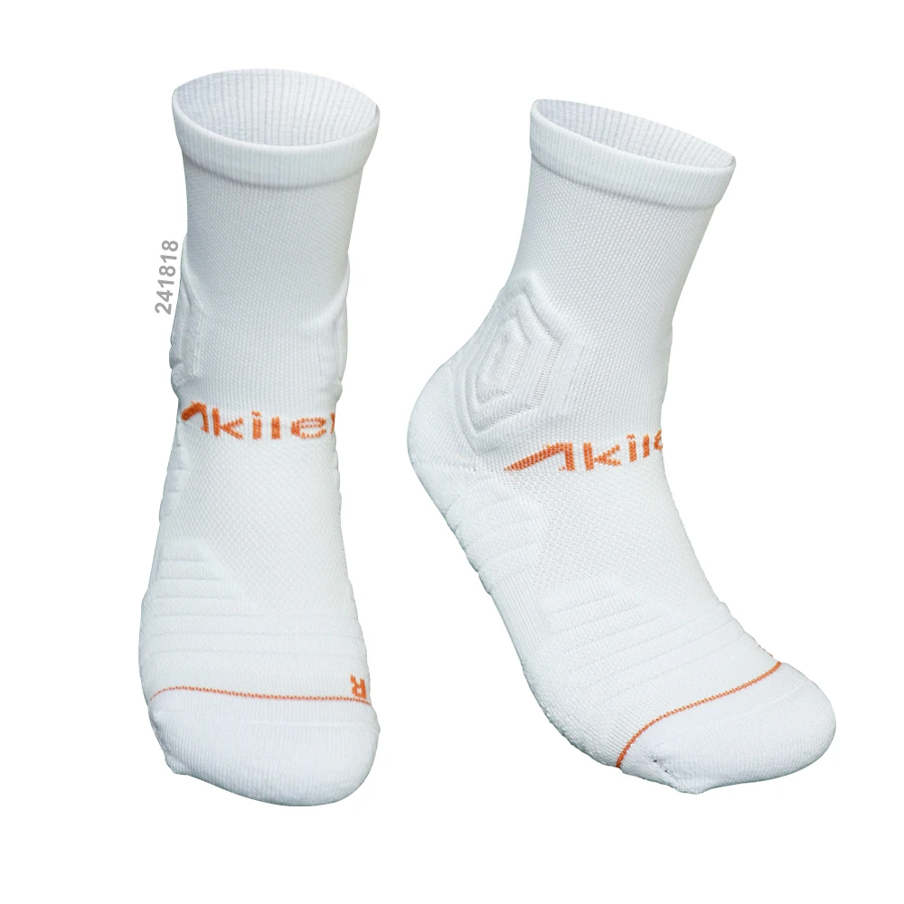 ODM Customized Football Anti slip Pair Grip Distribution Sports Cotton Football Socks Anti slip Unisex Sports Socks
