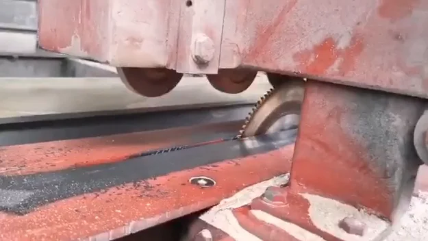  Автоматическая трудосберегающая машина для резки древесины 1 5 T CE