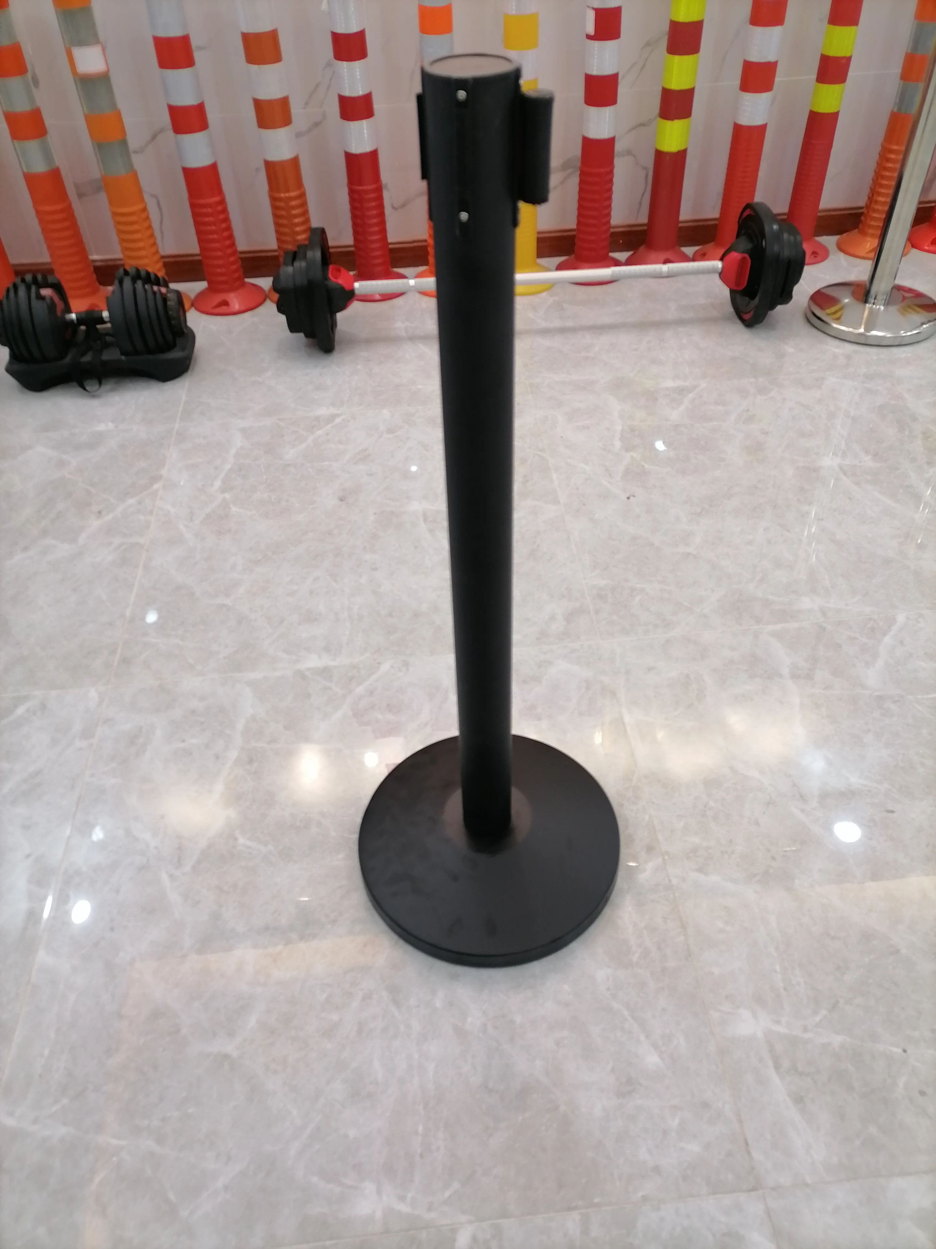low price  Stainless Steel Queue Stanchion Pole , Retractable  Concert Crowd Control Barrier Queue Stand