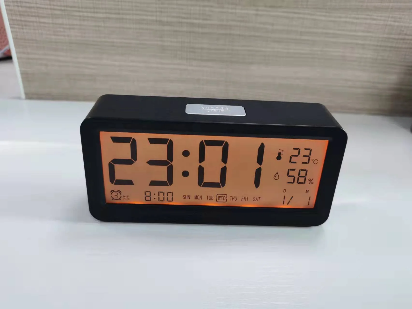 Digital LCD Table Clock Multi-functional Three Alarms Clock Temperature and Humidity Back-light LCD Clock