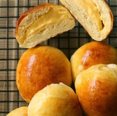 Bread cake cream injecting machine bread filling machine bread cream fill Egg Roll Stuffing wafer egg roll machine