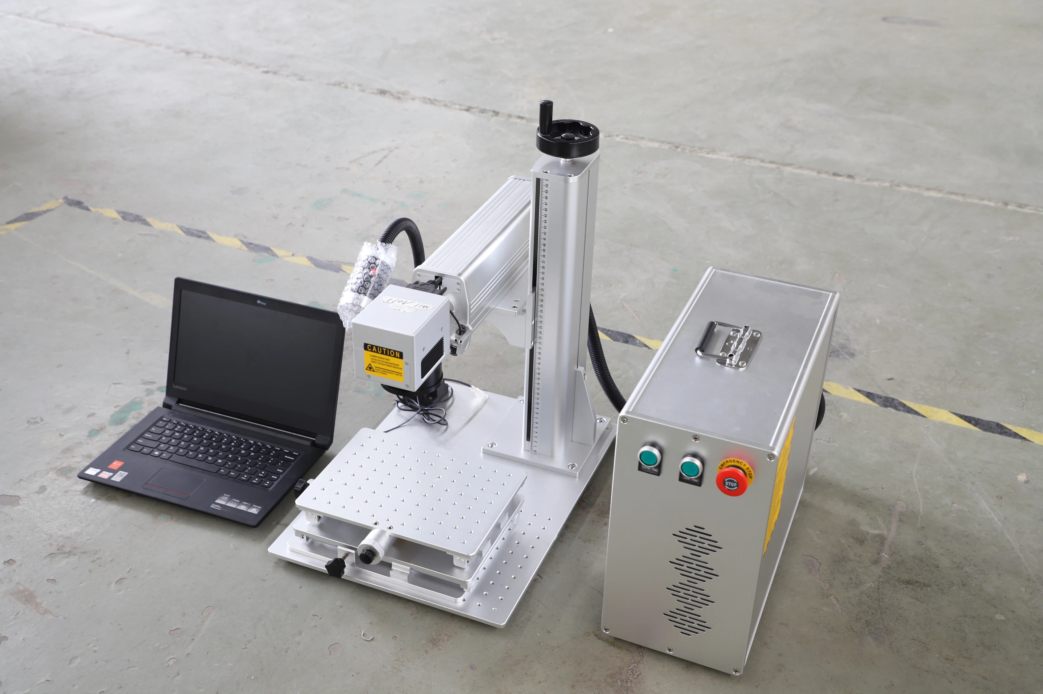 Raycus JPT 50w metal fiber laser engraver name plate jewelry engraving and cutting machine/30 watt fiber laser marking