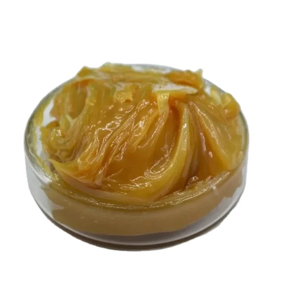 Light Yellow Synthetic Gasoline Engine Oil 20W50 for Vehicles Automotive API Sg 15W40 Engine Oil