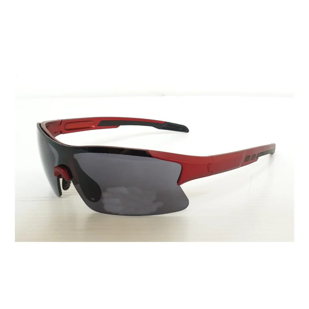 Oversized Sunglasses for Women Fashion Design with Gradient Lens