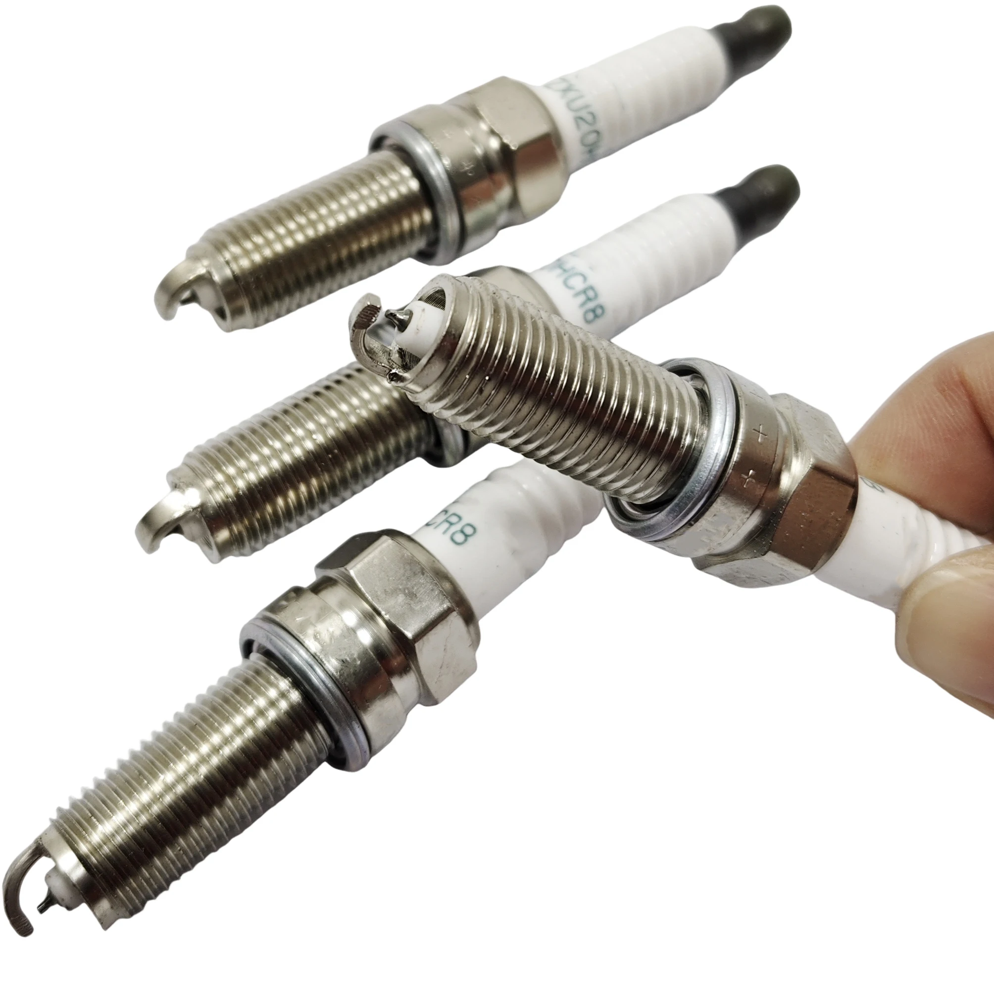 Minimum Order Quantity Auto Engine System spark plug 18847-08200  for Hyundai Kia