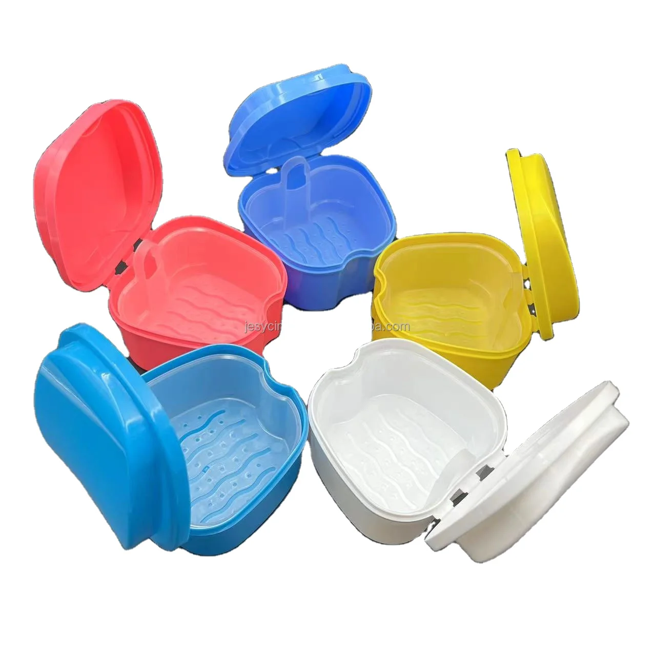 Custom LOGO Apple Shape Plastic Dental Box Mouth Guard Storage Case Dental Dentures Retainer Box Drain Water Plastic Case