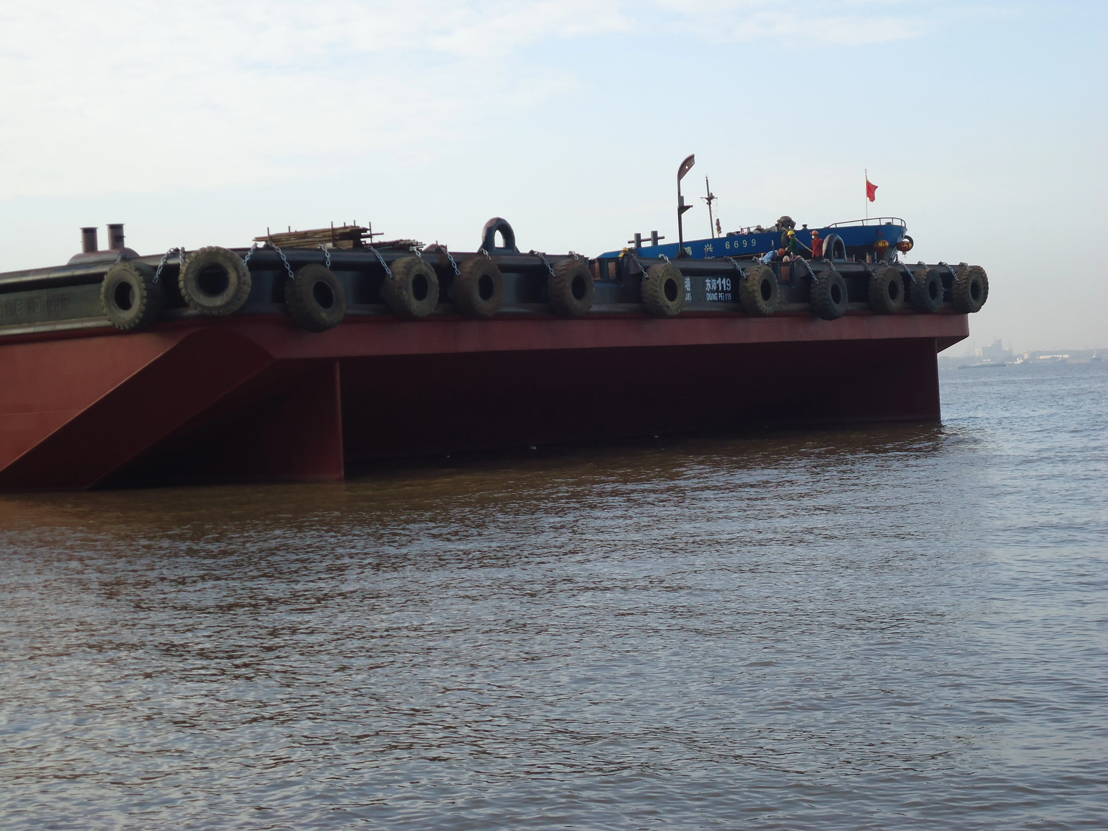 330 DECK CARGO / BALLAST TANK BARGE