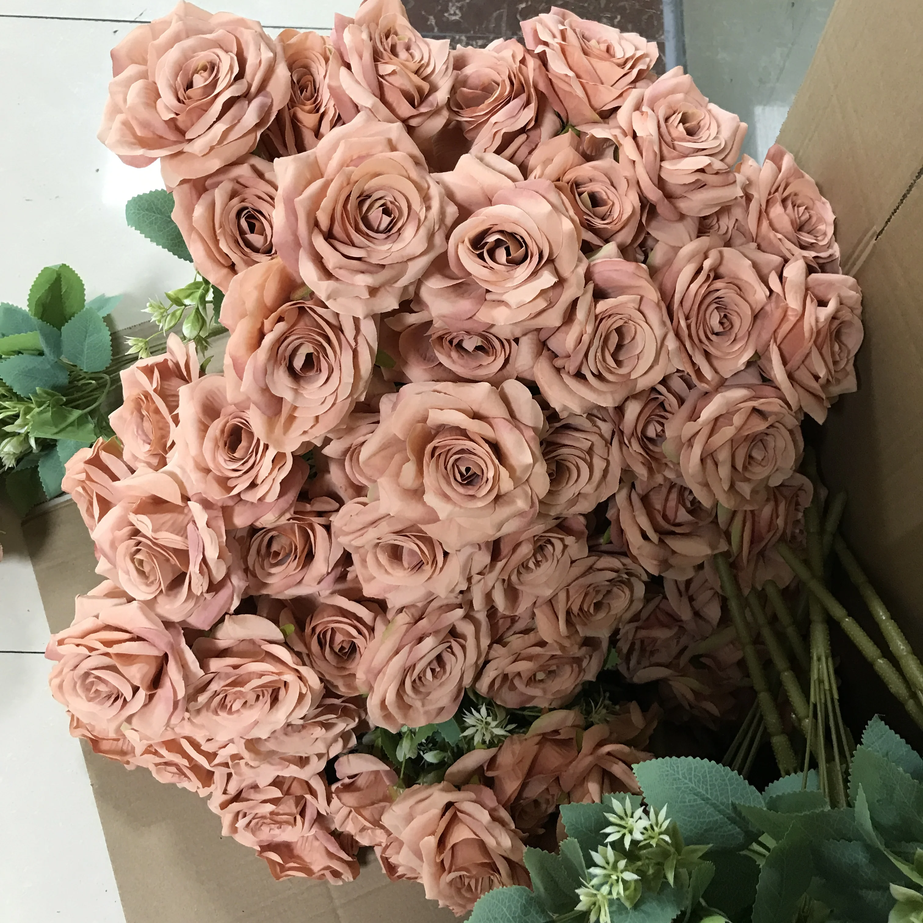 7 Heads 42cm Rose Bush Artificial Rose Flower Bouquet for Wedding Home Decoration