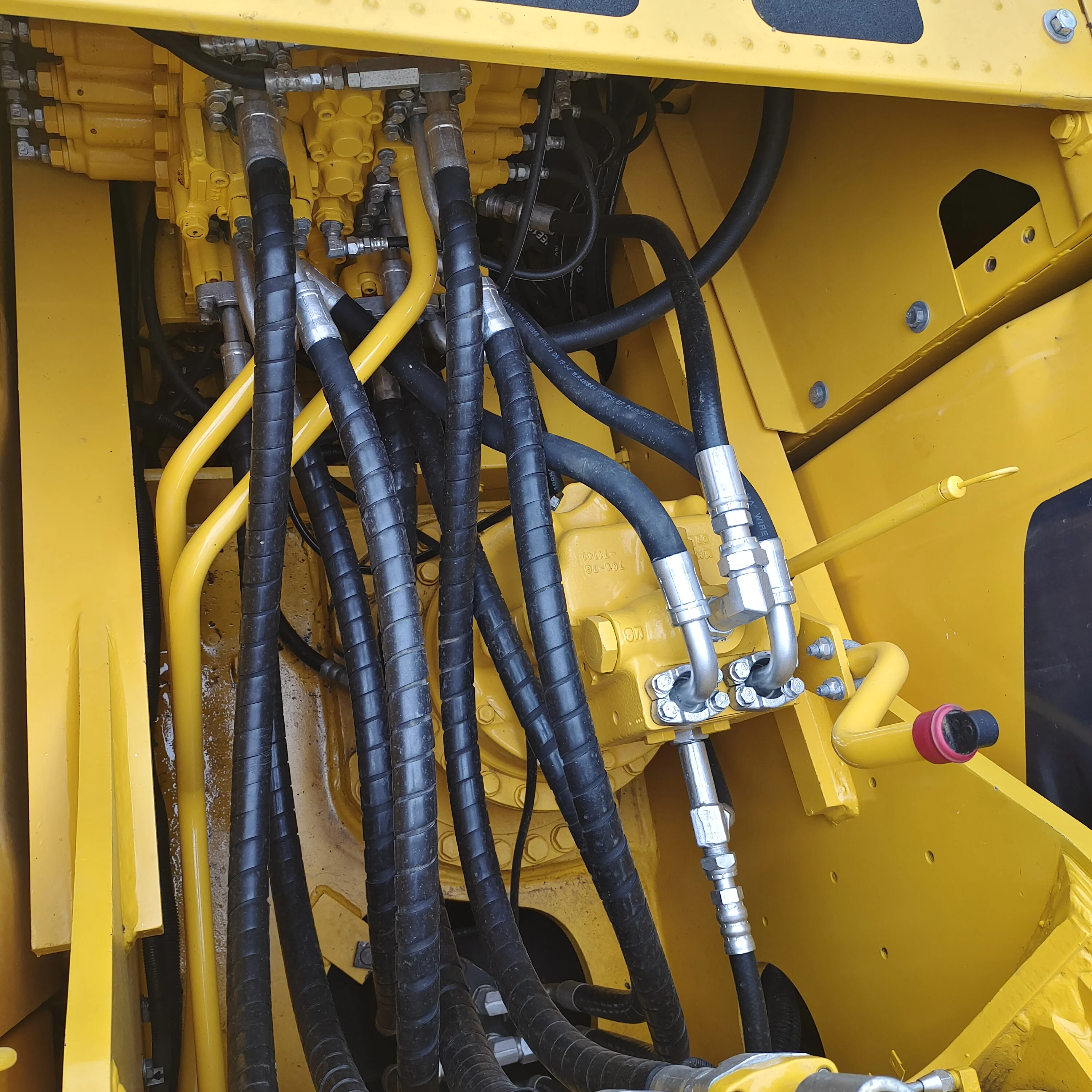 24ton Komatsu PC240LC-8MO Excavator PC 90 110 120 130 200 220 300 Hydraulic Crawler Excavator Used Japan Original 2020 Provided