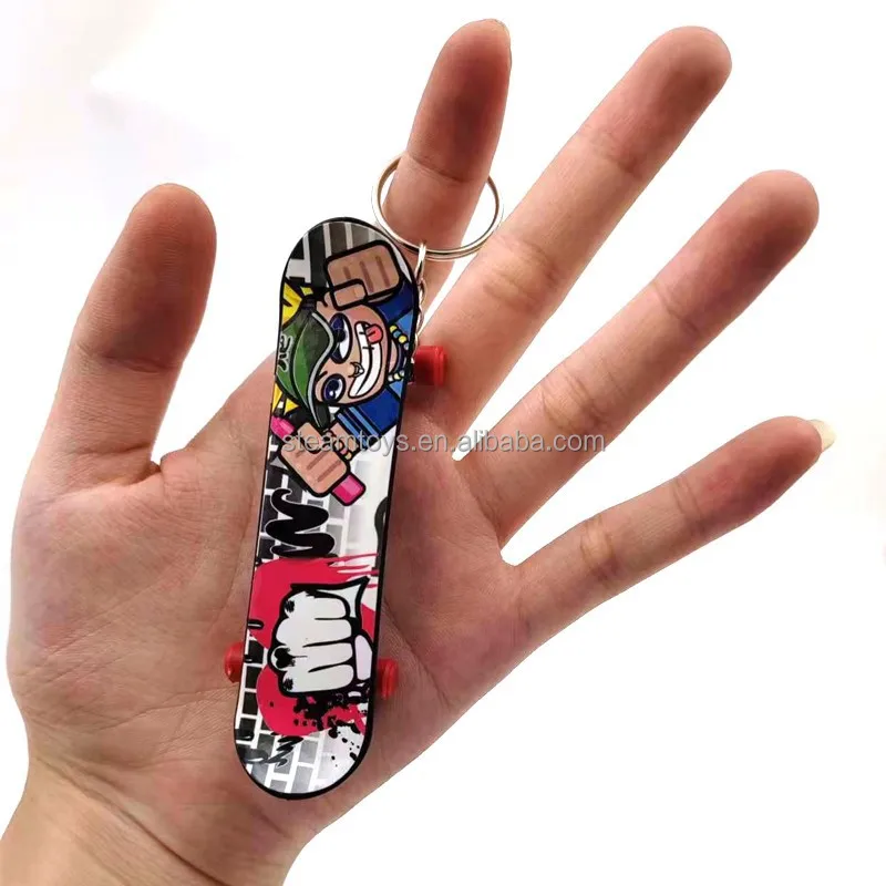 Promotional  OEM Finger Skateboards Keyring Backpack Decoration Keychain and Ski Sport Shop Company Activities Giveaway Toys