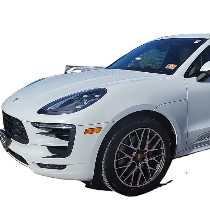 2017 Por-sche Macan GTS