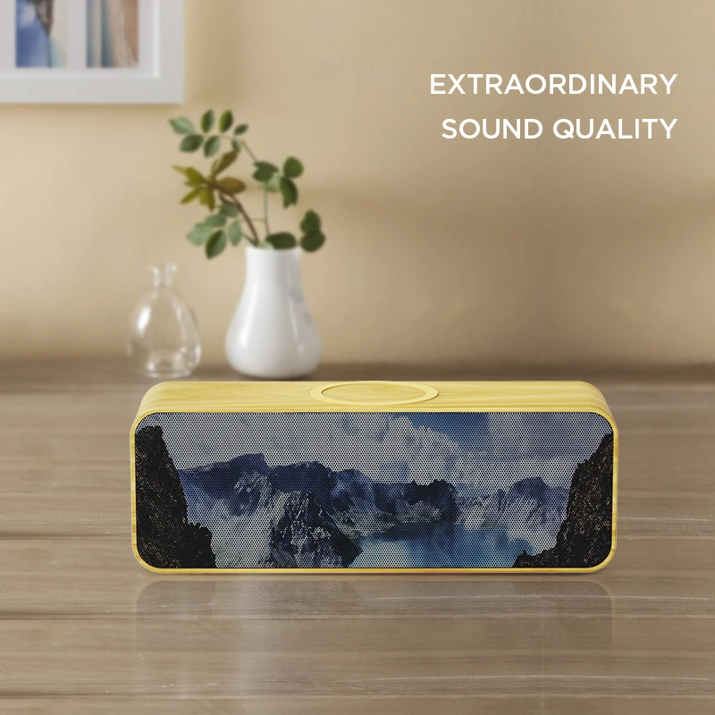 B82 Wholesale Bluetooth Speaker Outdoor Wireless Charger With Music Player Super Bass Wireless Speaker Bluetooth for Beach Park
