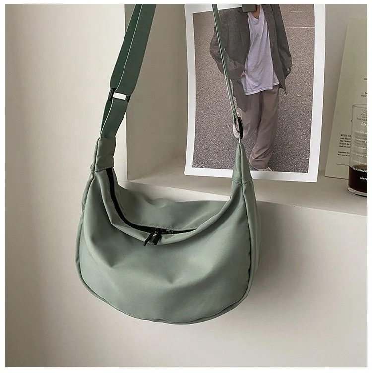 Custom Luxury Crossbody Sling Bags for Women Kids Crossbody Tote Bag Ladies Silicone Crossbody Bag