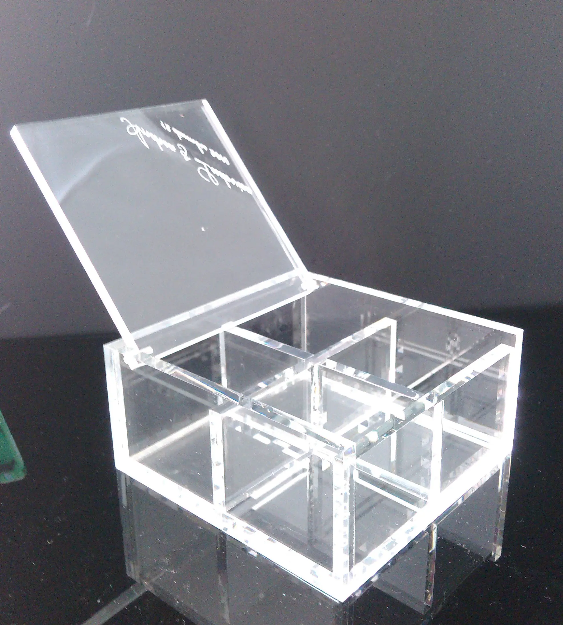 Chinese factory Custom made clear hinged case acrylic storage box with lid for cosmetic jewelry packing