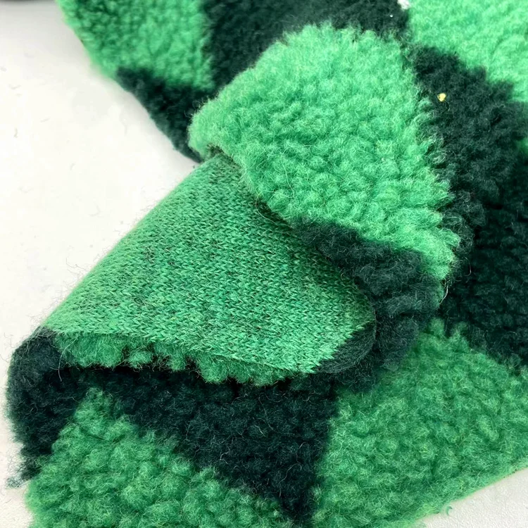 Thick plaid 100 polyester knitted custom green jacquard check pattern sherpa fleece fabric for winter jackets