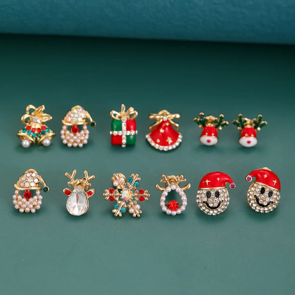 2023 Autumn Winter New Product Xmas Series Elk Santa Claus Cartoon Small Christmas Stud Earrings