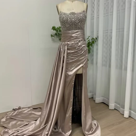 Stylish Sleeveless Off the Shoulder Beading Slit Evening Dresses Crystals Mermaid Prom Dresses With Detachable Train For Ladies