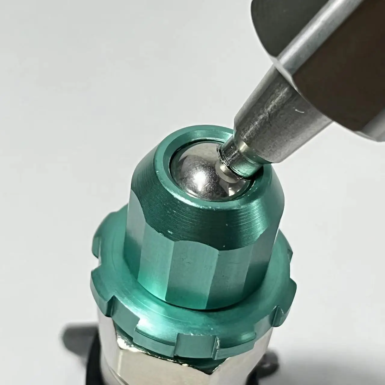 Slpray Gun parts Clean spray shooting Rotary shutoff valve Airless spray gun extension rod drip vave