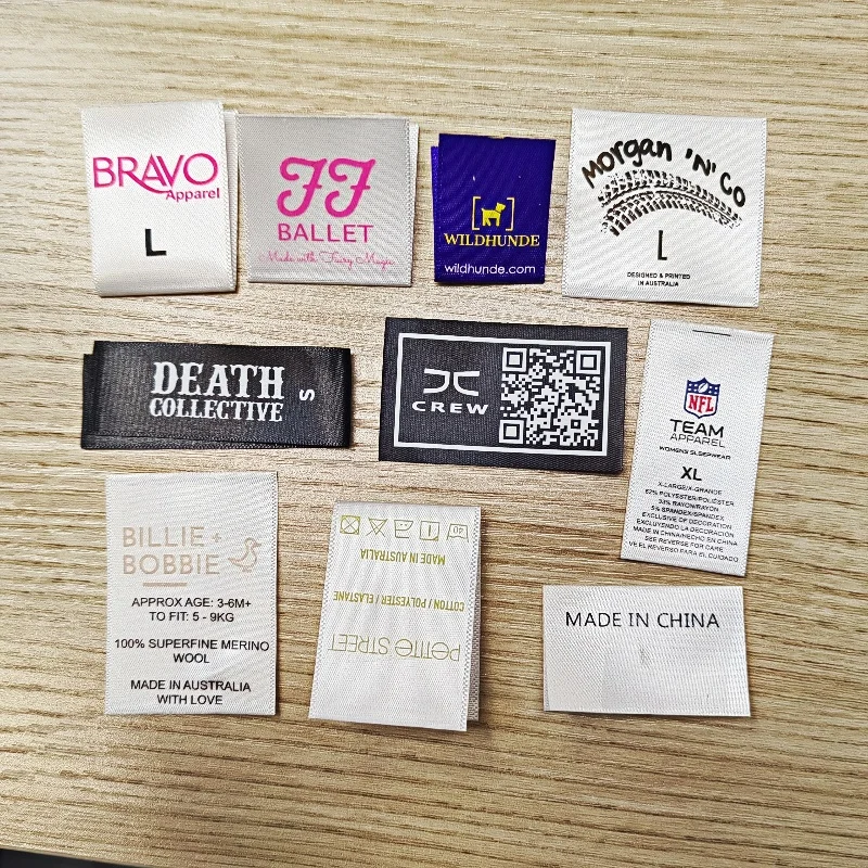 Personalized Jacquard Woven Center Fold Tag Custom High Quality Flexo Woven Edge Satin Care Labels For Garment