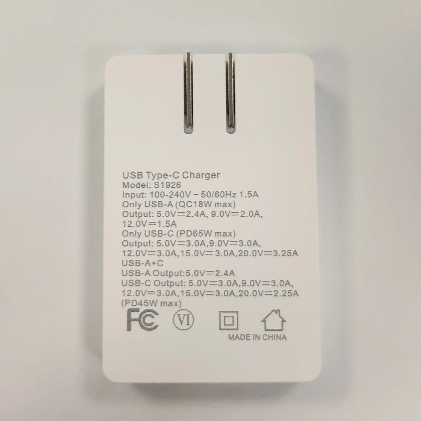 Новое поступление 2020 65 Вт PD USB Type C Сетевое зарядное устройство с несколькими портами для Macbook