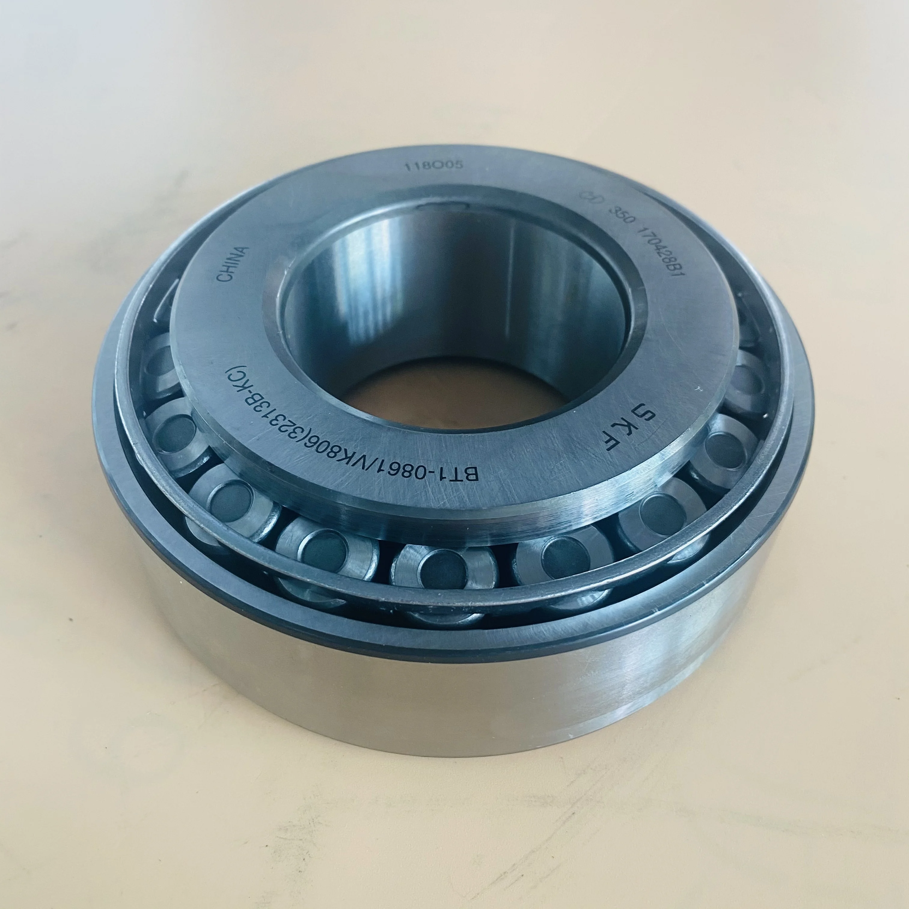 Durable Bearing Heavy Truck Truck China Made Tapered Roller Bearing Supplier DZ90129328199 Shacman Spare Parts For Sale