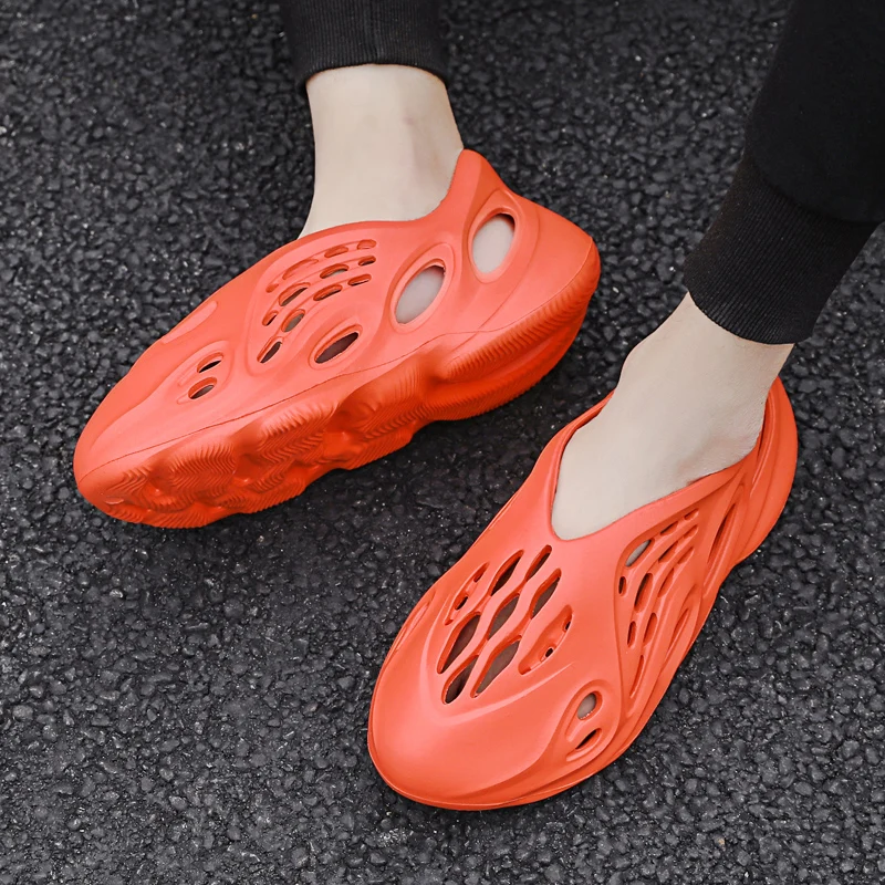 Fashion Trend Outdoor Bubble Men/Women Slides Foam Slippers Street Style Thick Sole Hole Sandals Unisex Yezzy Slides