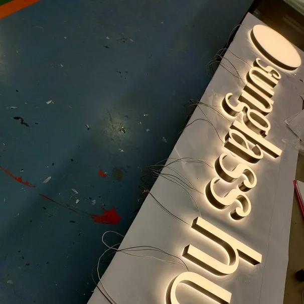 Yijiao Modern  Custom Logo Metal Digital Aluminum LED Best Selling For Hotel Door