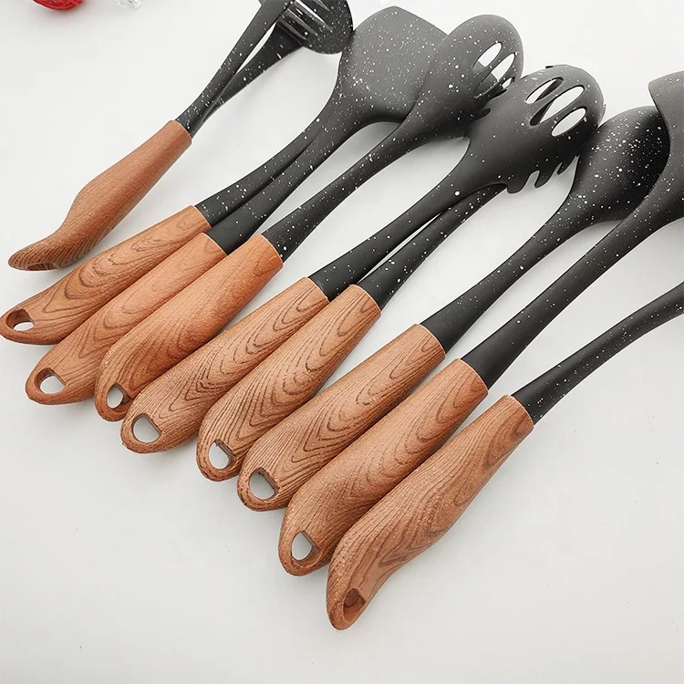 New high-quality nylon cookware kitchen utensils multi style 10 piece set of cookware accessories with wooden handle