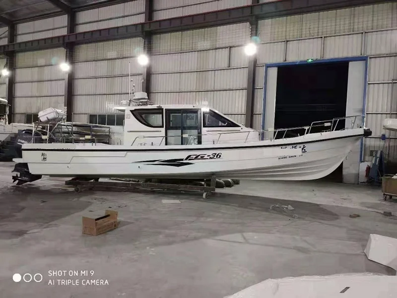10.6m Fiberglass Fishing Boat with Cabin