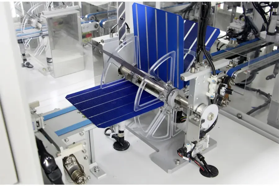 21.2% PERC N-type hetero-junction double sided monocrystallinetriple junction gallium arsenide solar cells