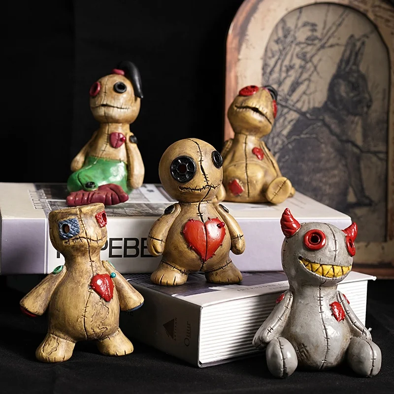 Horror Cursed Doll Halloween Aromatherapy Ornament Voodoo Doll Spray Decoration Office Desktop Decoration