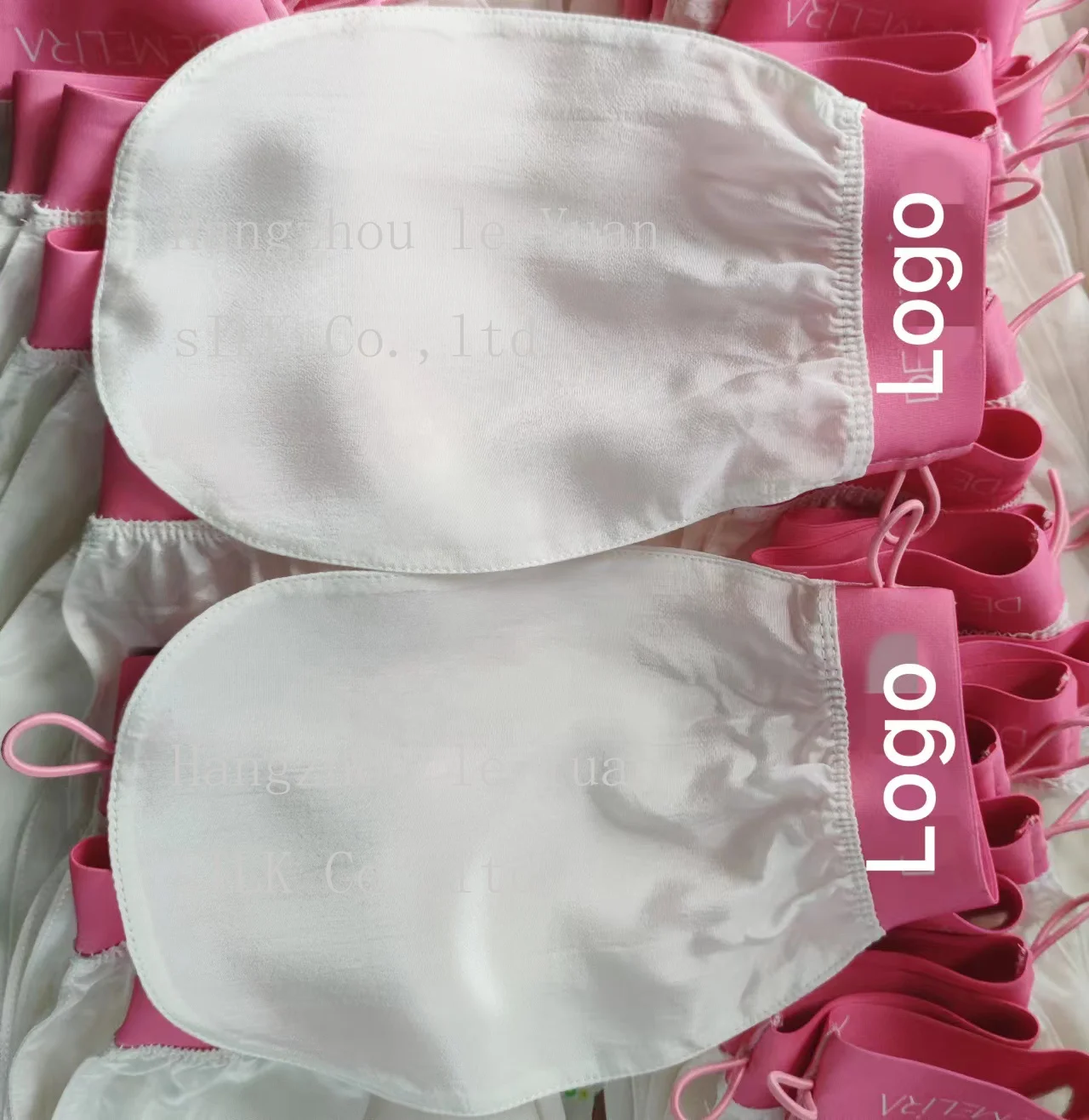 100% Raw Silk Face Mitt Exfoliating Silk Glove Pure Silk Bath Glove For Body And Face Exfoliating Gloves