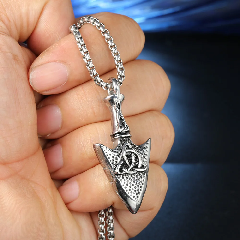 High Quality Wholesale Arrowhead Ornament Stainless Steel Celtic Knot Pendant for Men Pendant Necklace