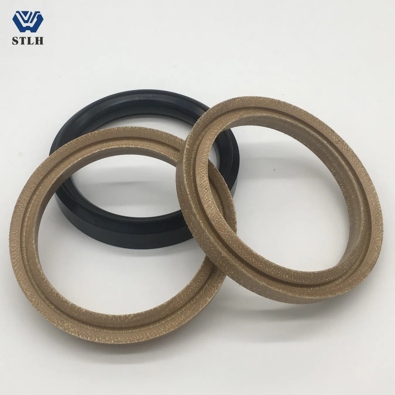 Frac and Well Service Pump Packing for fracturing pumps