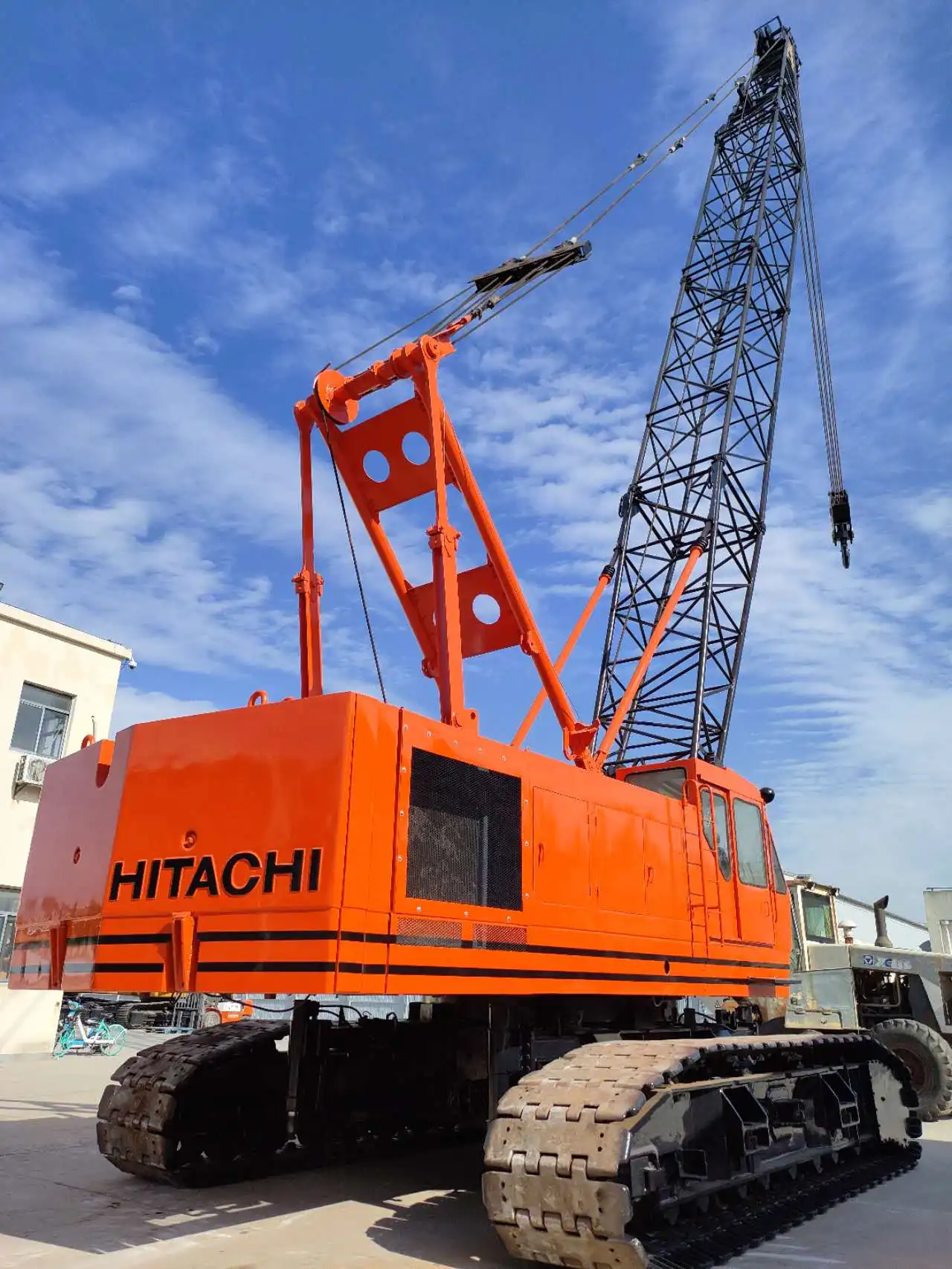 cheap price used zoomlion hitachi crawler crane 80 ton 30 ton in China