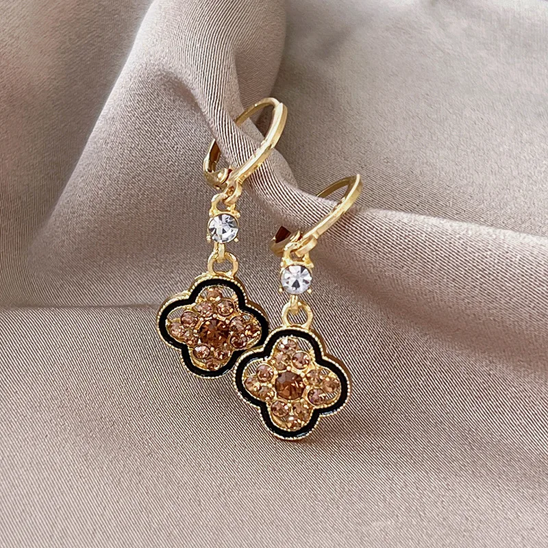 Hypoallergenic Needle Personalized 14 K Gold Filled Huggie Earrings Flower Four Leaf Clover Zirconia Earrings Women Jewelry