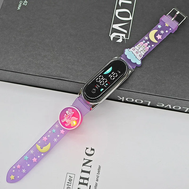 Best wholesale New Arrival Cheap LED flashlights children Bracelet Watch waterproof Kids Digital Electronic Watch