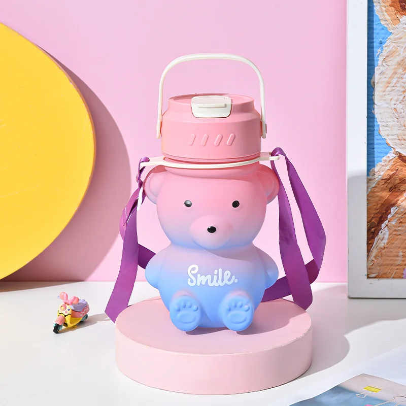 Hot sell baby use 2pcs set Wholesale Cute Large Capacity Kawaii 2 in 1 Bear Water Bottle Plastic Drink Bottle With Strap for Kid