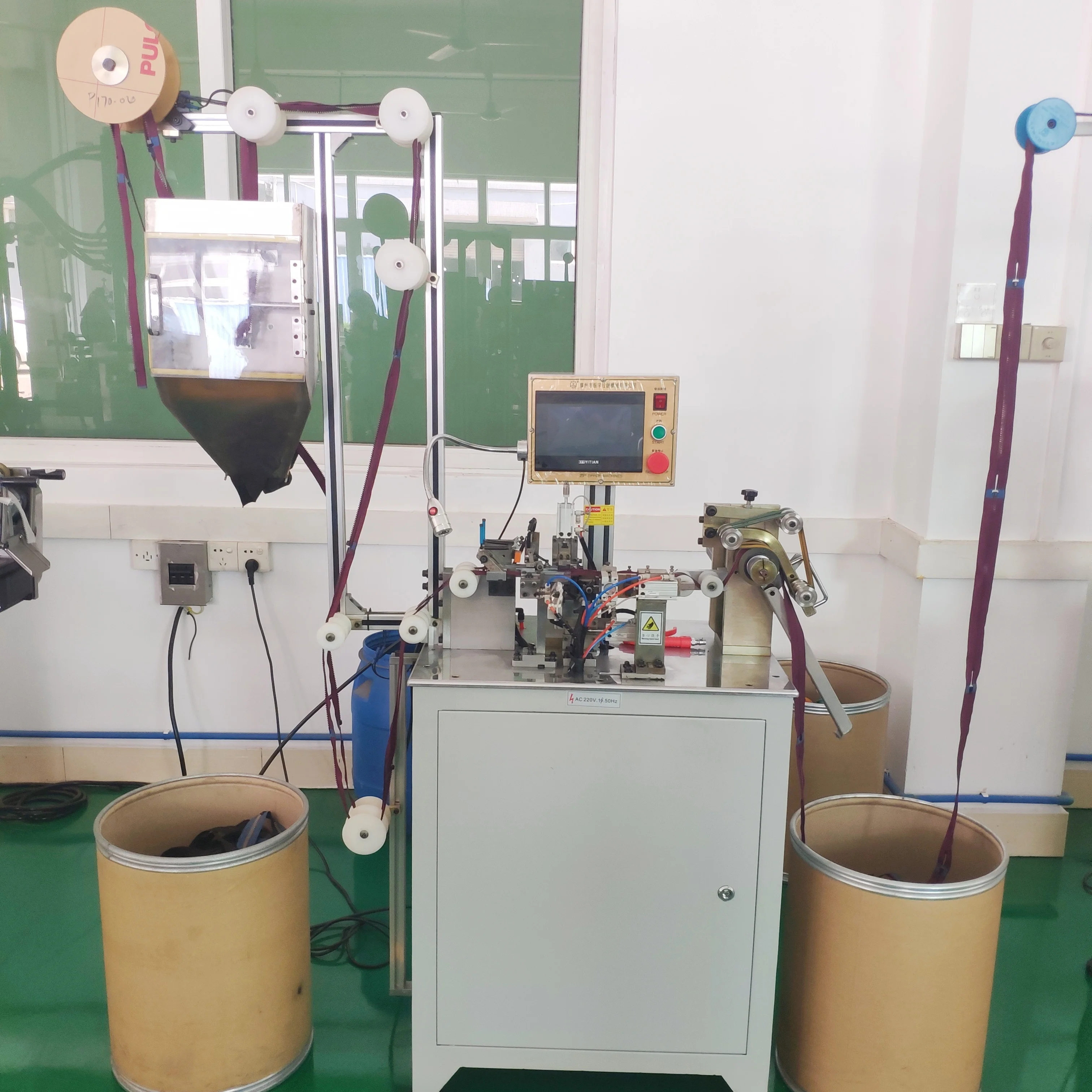 Manufacturer Plastic Zipper Full-auto Single Chain Joining Machine