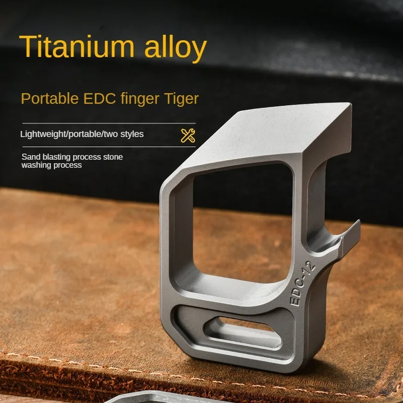 amazon hot sales edc titanium pry bar titanium alloy Trendy play Key fitting pry bar mini Bottle opener PioneerEDC